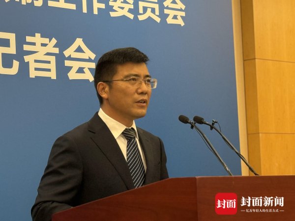 恒利决策 法治宣传教育法草案将三审 拟明确各级各类学校应当开设法治课程